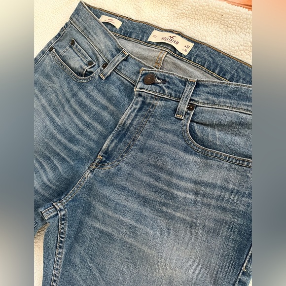 Hollister Men's Bootcut Jeans in Dark Blue - Picture 7 of 11